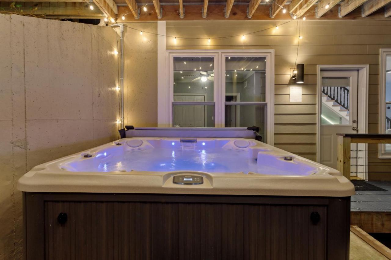 Lanier Landing - Private Dock Hot Tub Game Room เกนส์วิลล์ ภายนอก รูปภาพ