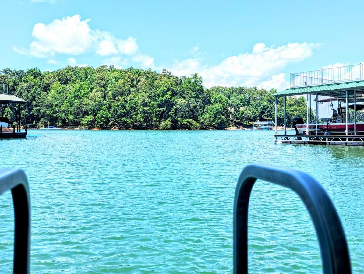 Lanier Landing - Private Dock Hot Tub Game Room เกนส์วิลล์ ภายนอก รูปภาพ