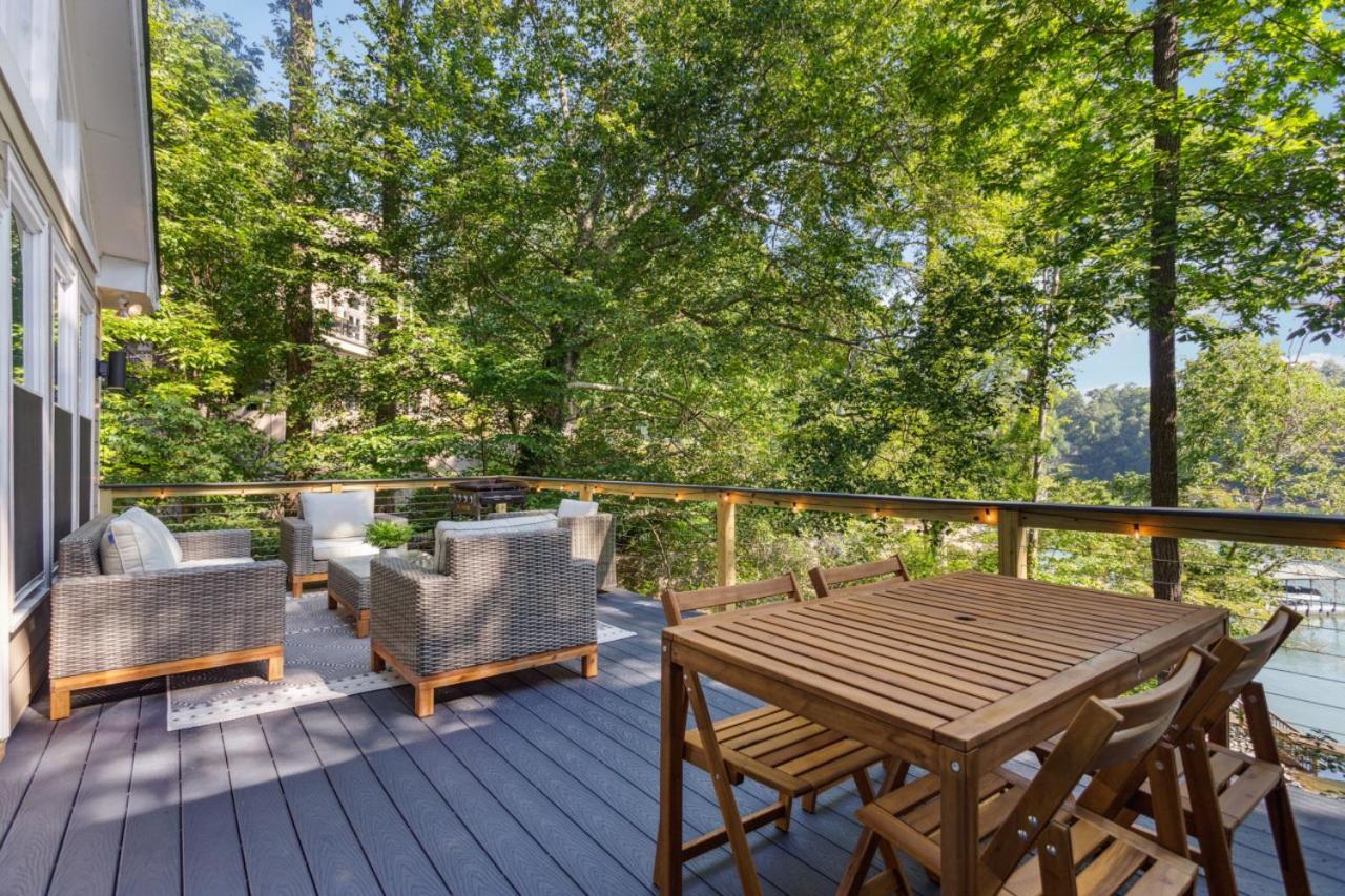 Lanier Landing - Private Dock Hot Tub Game Room เกนส์วิลล์ ภายนอก รูปภาพ
