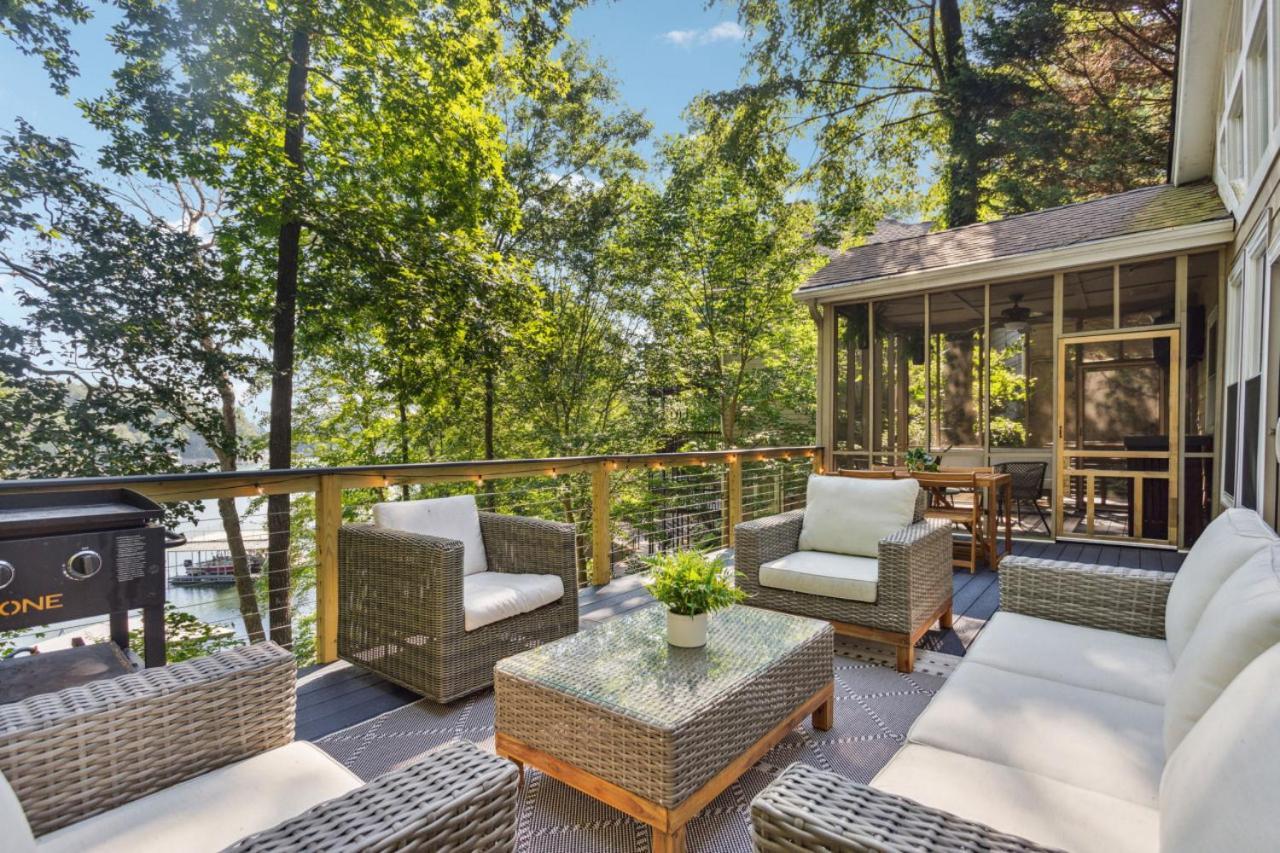 Lanier Landing - Private Dock Hot Tub Game Room เกนส์วิลล์ ภายนอก รูปภาพ